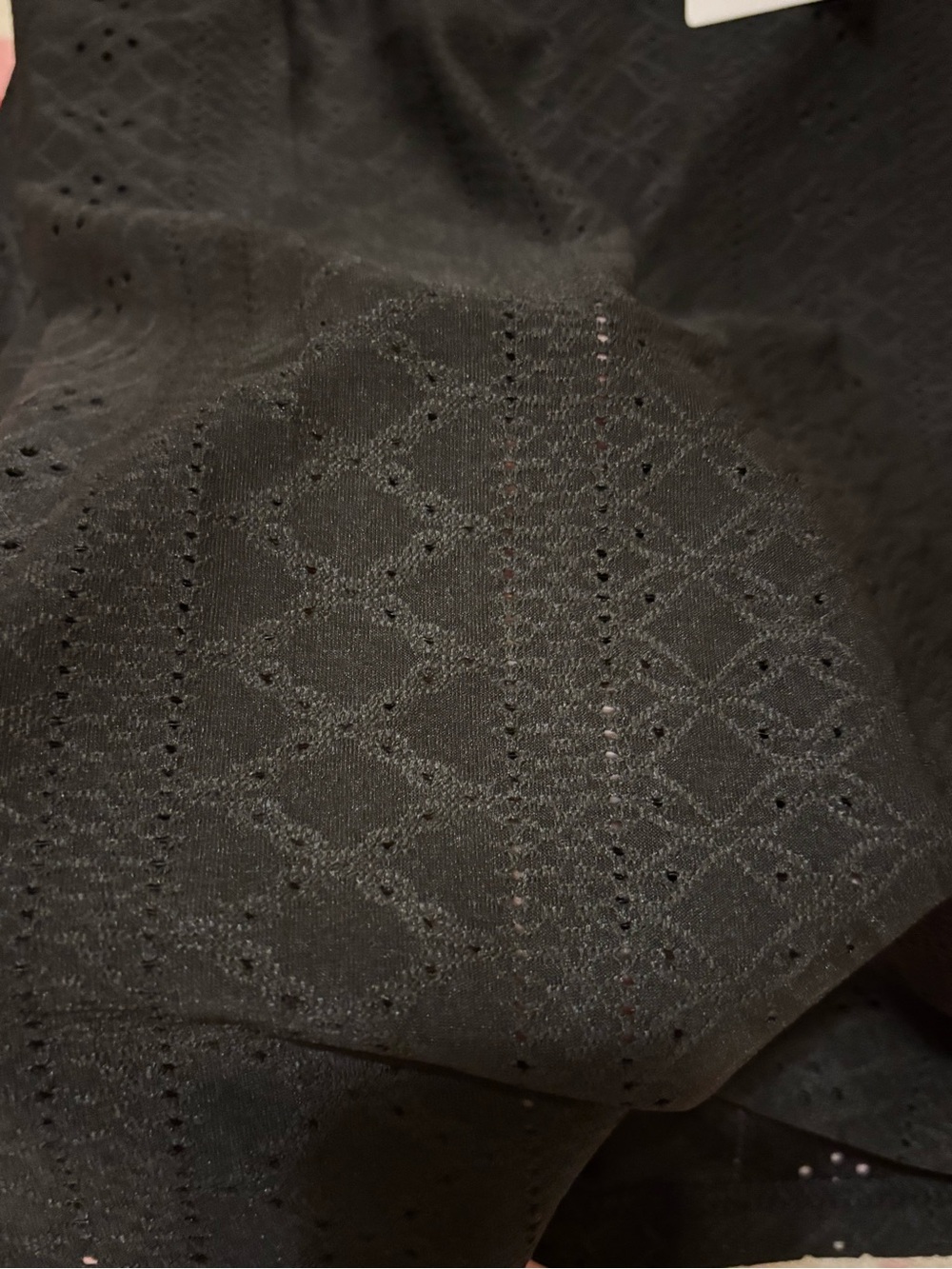 EYELET EMBROIDERY SCOOP-NECK CAMISOLE 🖤 - Picture 7 of 14